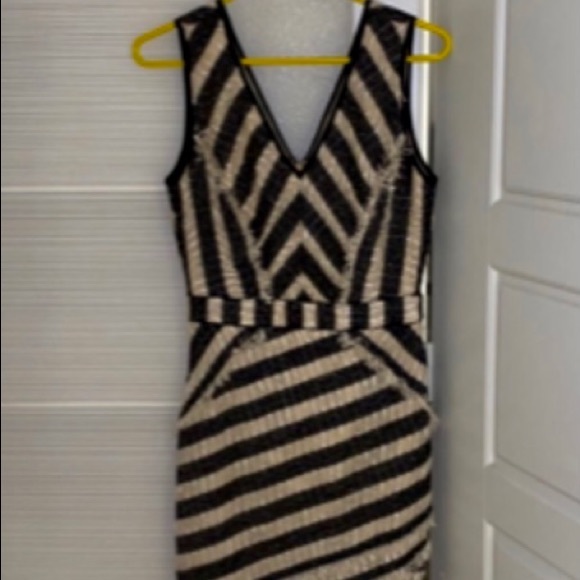 New Med strapless v-neck midi Unique fringed dress - Picture 5 of 12